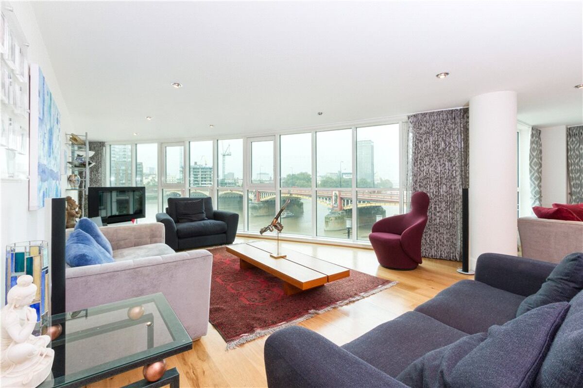flat for sale in Drake House, 14 St. Wharf, Vauxhall, London, SW8 RVR140273 Knight Frank