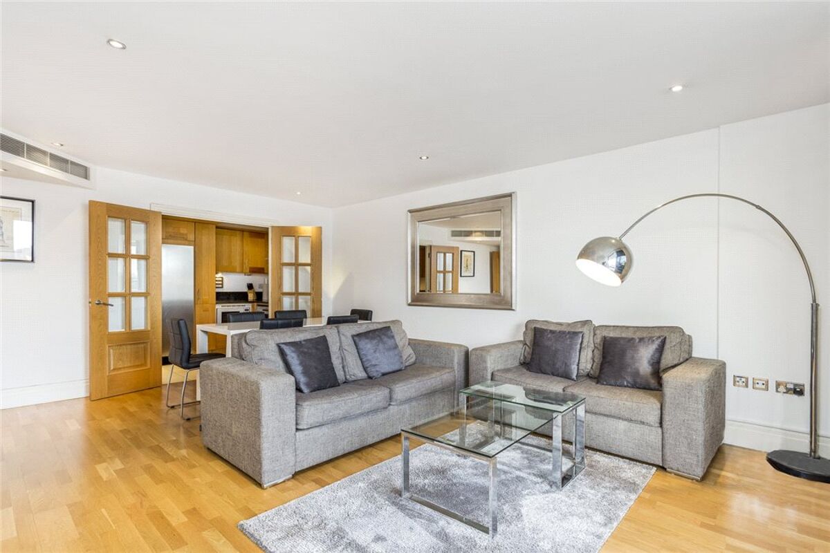 flat for sale in Thames Point, Imperial Wharf, The Boulevard, London