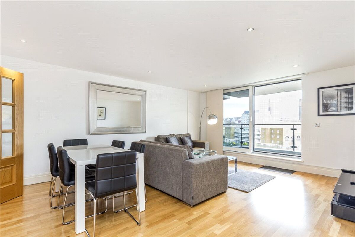 flat for sale in Thames Point, Imperial Wharf, The Boulevard, London
