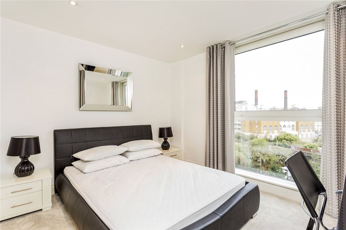 flat for sale in Thames Point, Imperial Wharf, The Boulevard, London