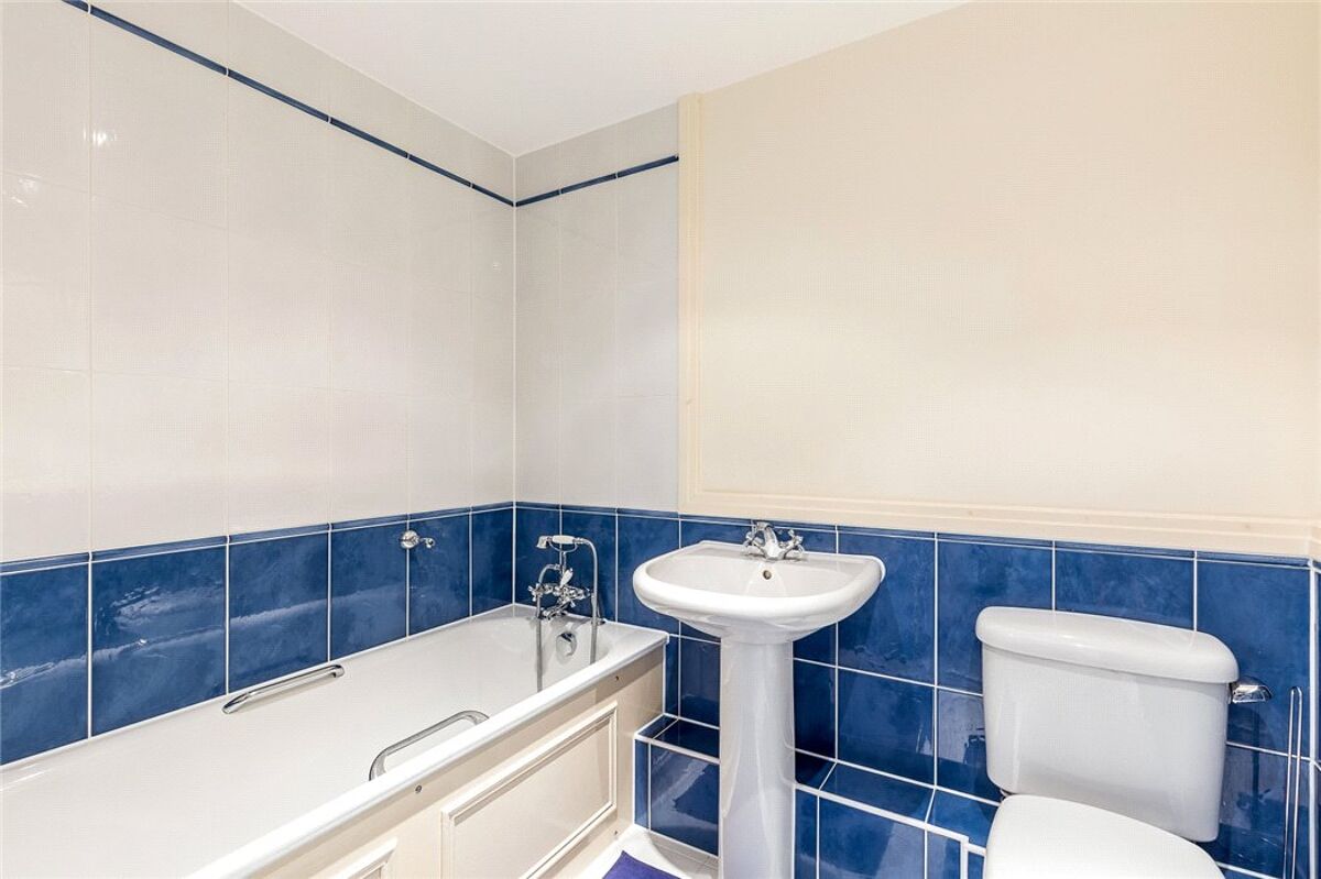 flat for sale in Compass House, Riverside West, Smugglers Way
