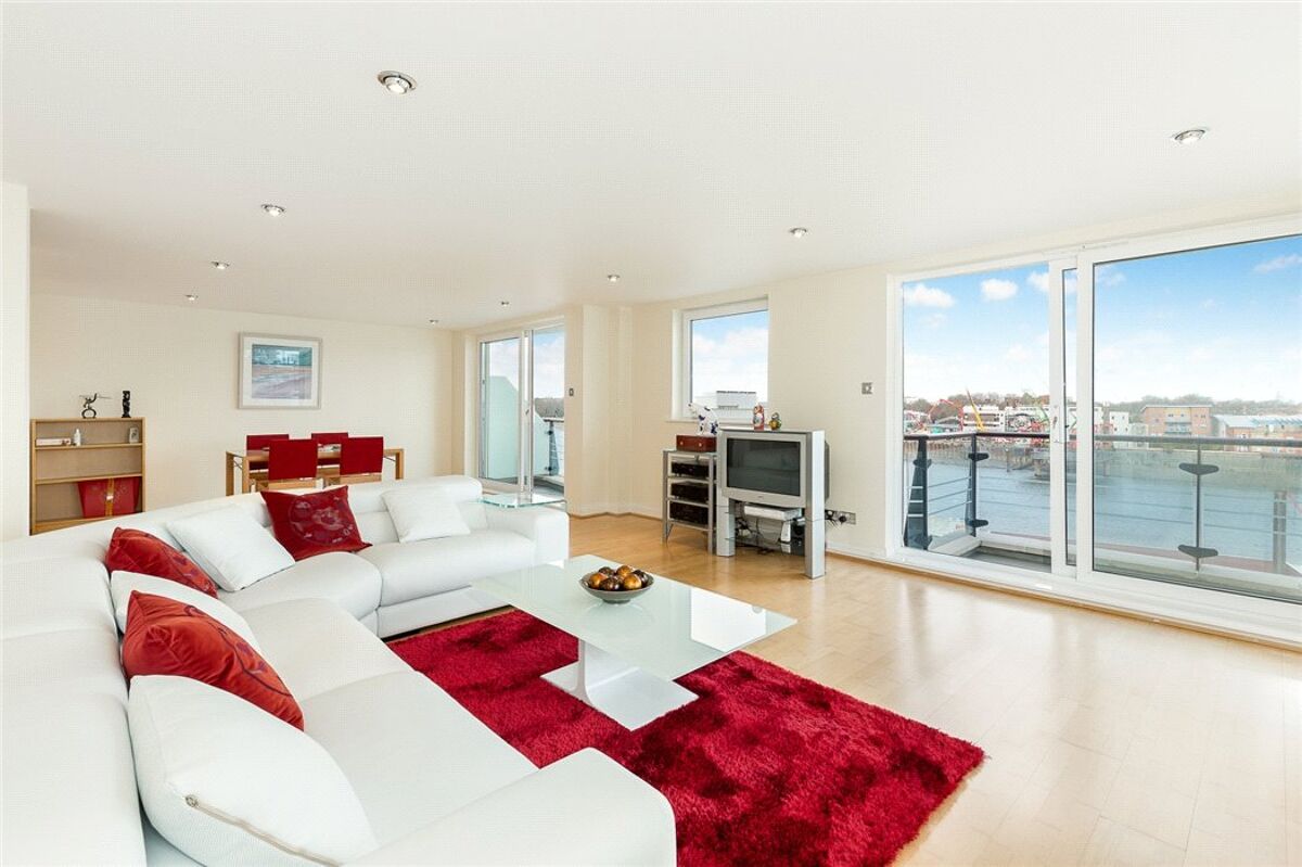 flat for sale in Compass House, Riverside West, Smugglers Way