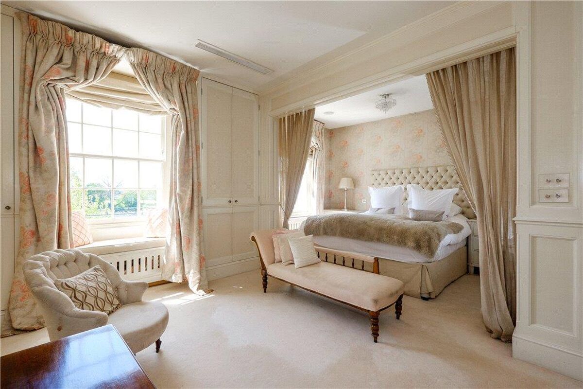 house for sale in Lower Mall, Hammersmith, London, W6 RVR180058