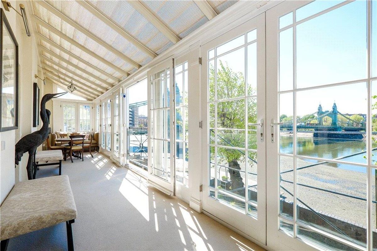 house for sale in Lower Mall, Hammersmith, London, W6 RVR180058