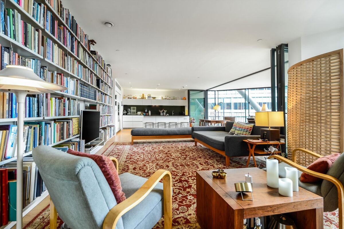 flat for sale in NEO Bankside, 70 Holland Street, Southbank, London