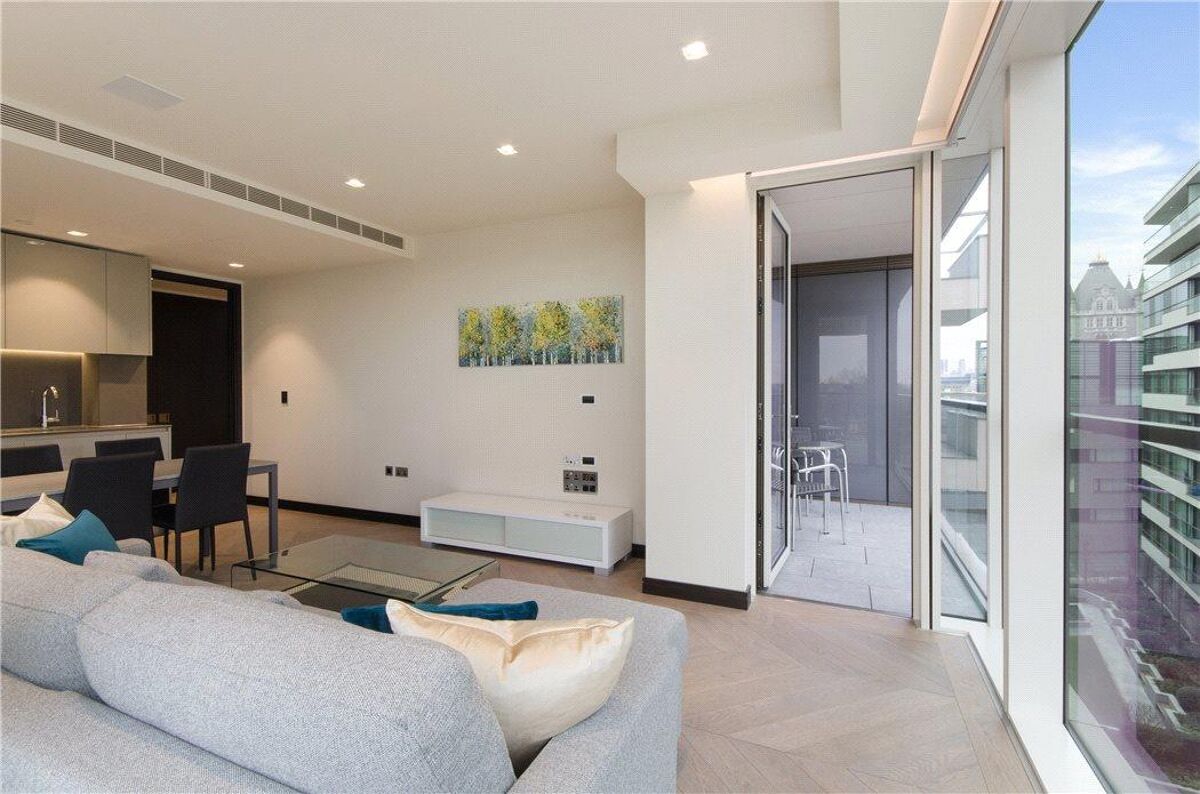 flat for sale in Balmoral House, Earls Way, London, SE1 SBK012166849