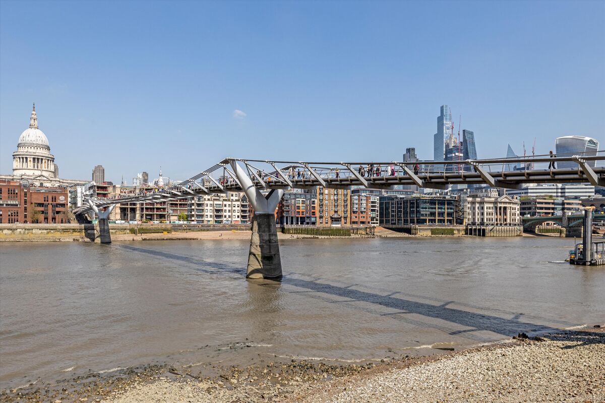 flat for sale in New Globe Walk, London, SE1 SBK012232319 Knight Frank