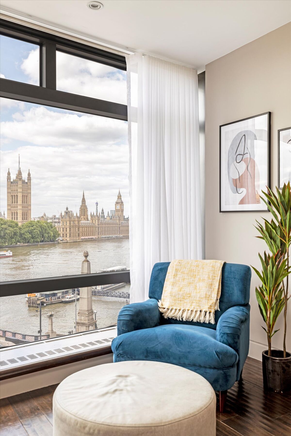 flat for sale in Albert Embankment, London, SE1 SBK012244539 Knight