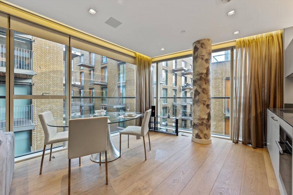 Image of Duchess Walk, London, SE1