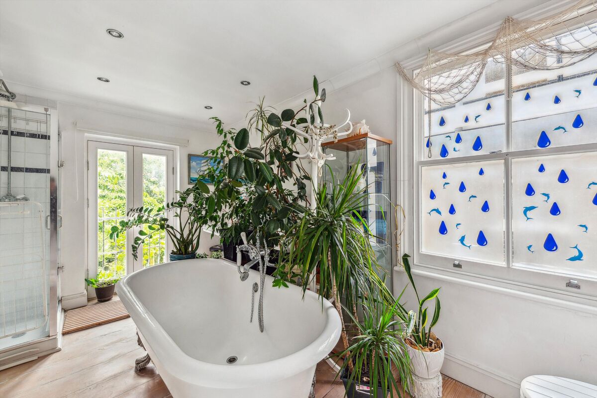 house for sale in Hayles Street, London, SE11 SBK012313419 Knight Frank