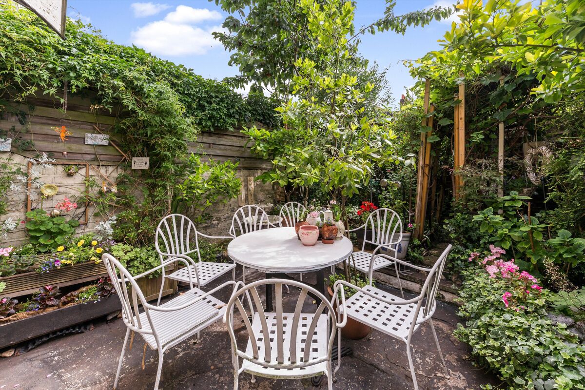 house for sale in Hayles Street, London, SE11 SBK012313419 Knight Frank