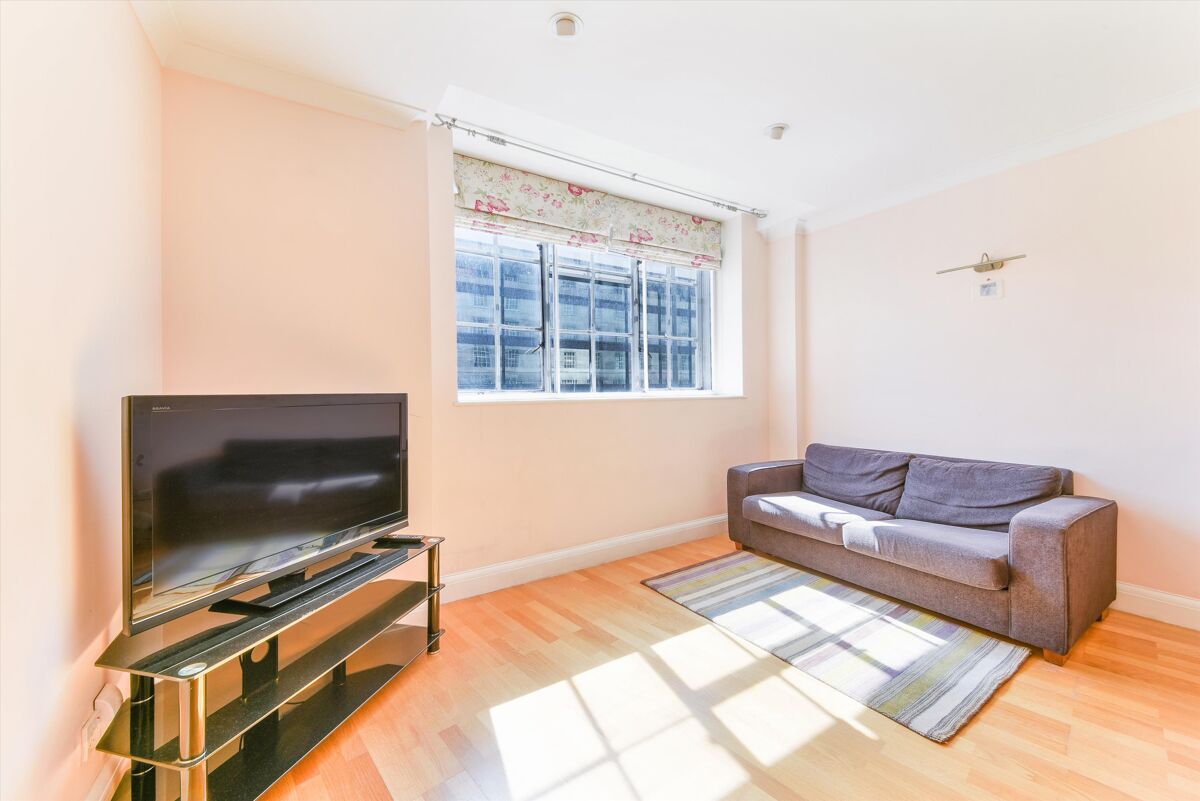 flat to rent in County Hall, Chicheley Street, Southbank, London, SE1