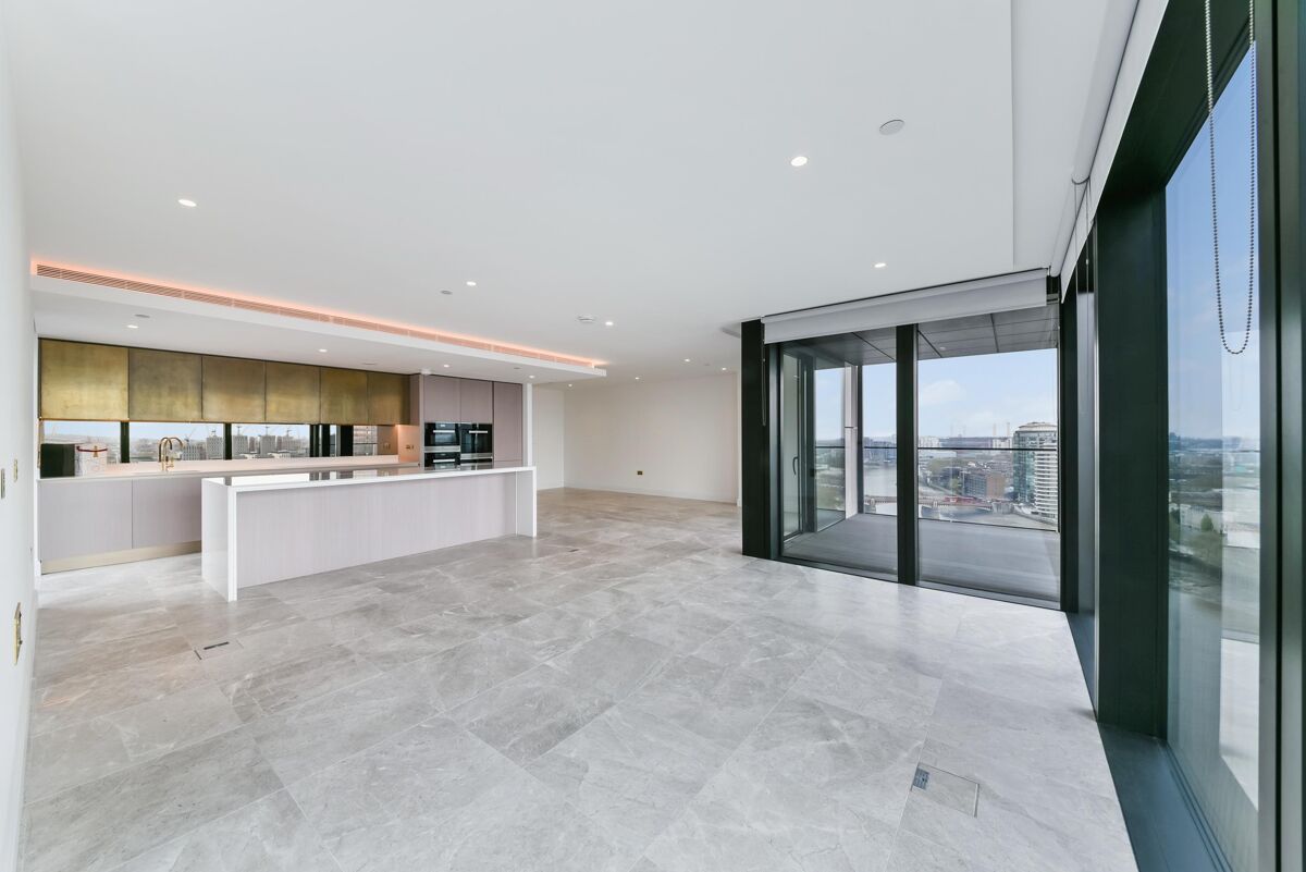 flat to rent in The Dumont, Albert Embankment, London, SE1