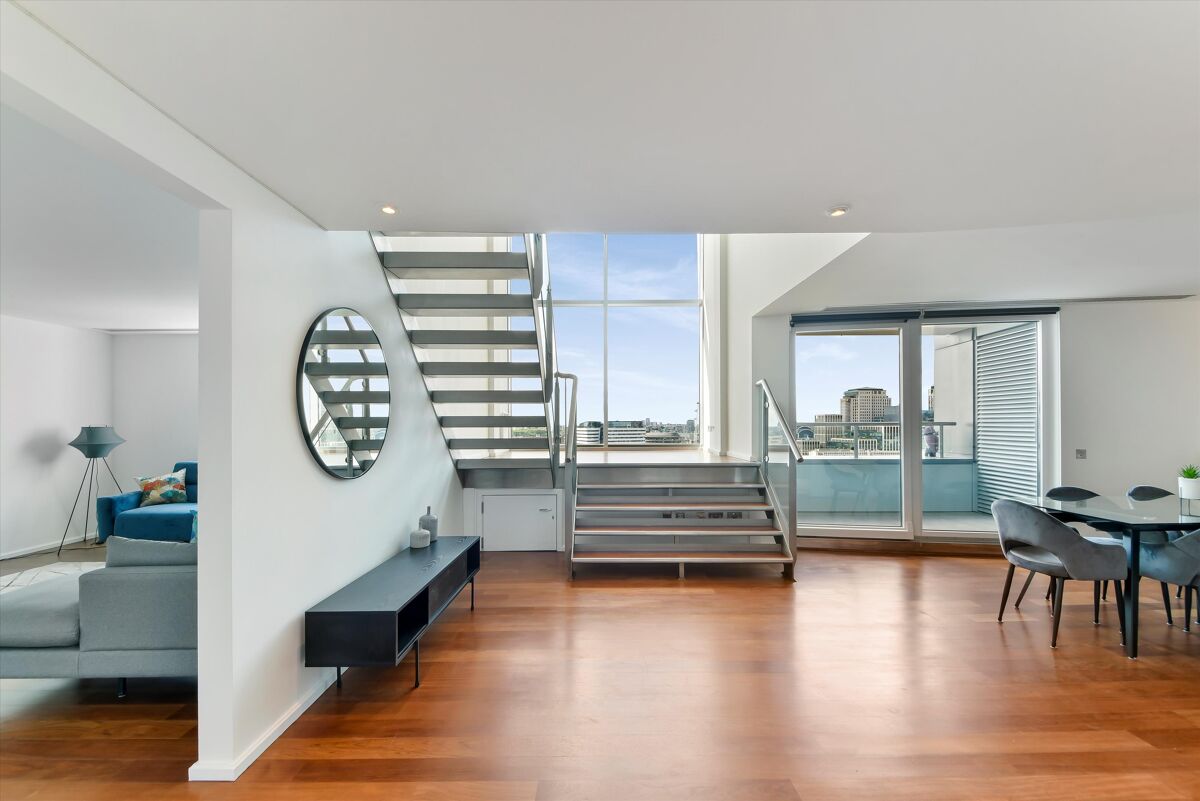 flat to rent in The Perspective, 100 Westminster Bridge Road, Waterloo