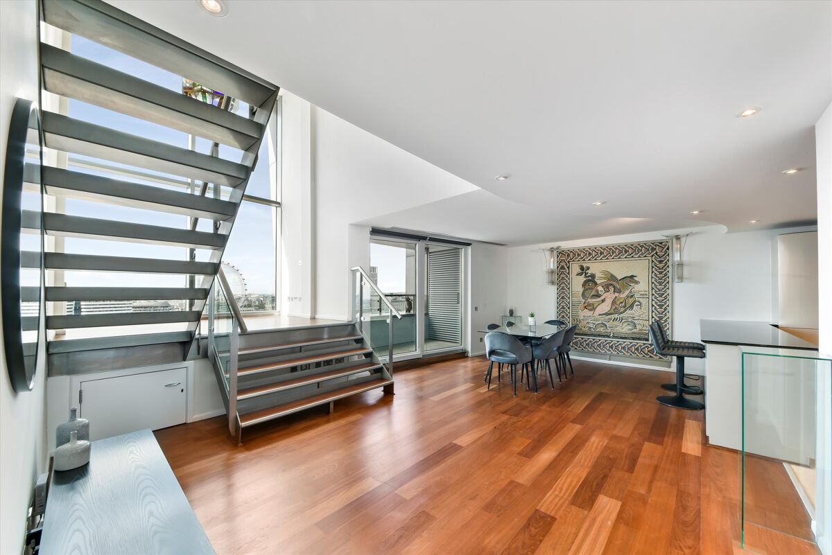 flat to rent in The Perspective, 100 Westminster Bridge Road, Waterloo