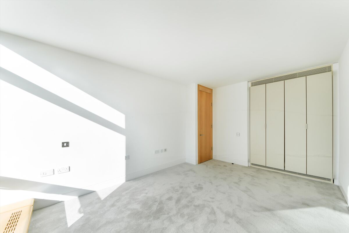 flat to rent in Albert Embankment, London, SE1 SBQ012268851 Knight