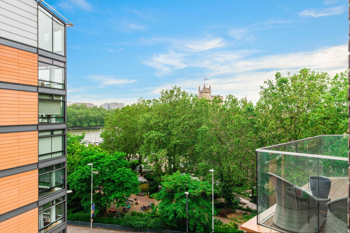 flat to rent in Lambeth High Street, London, SE1 SBQ012301628 Knight Frank