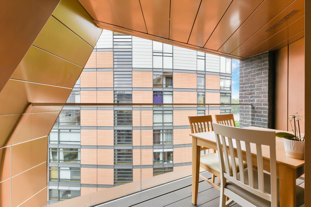 flat to rent in Lambeth High Street, London, SE1 SBQ012301628