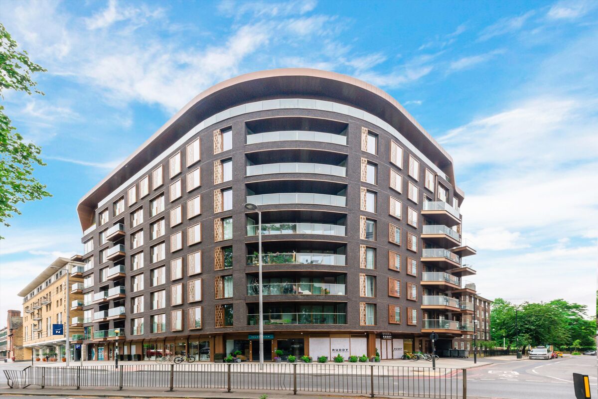 flat to rent in Lambeth High Street, London, SE1 SBQ012301628