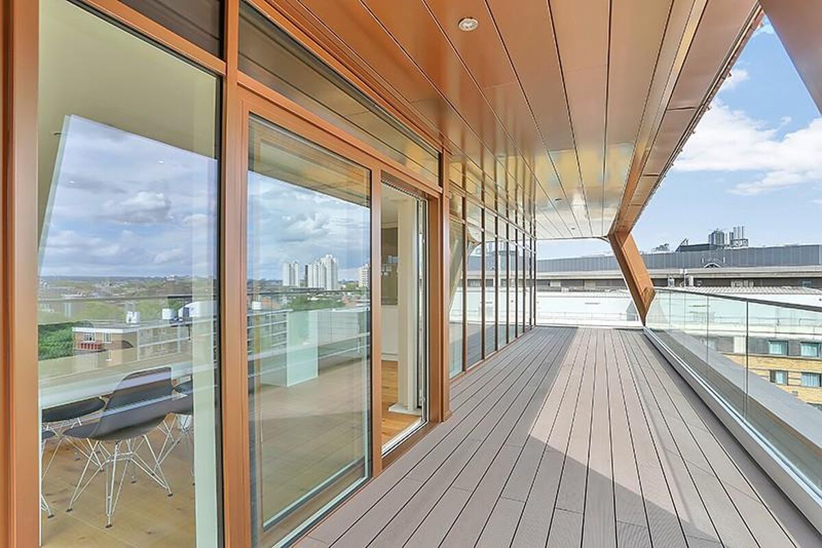 flat to rent in Palace View, Lambeth, London, SE12 SBQ012337301