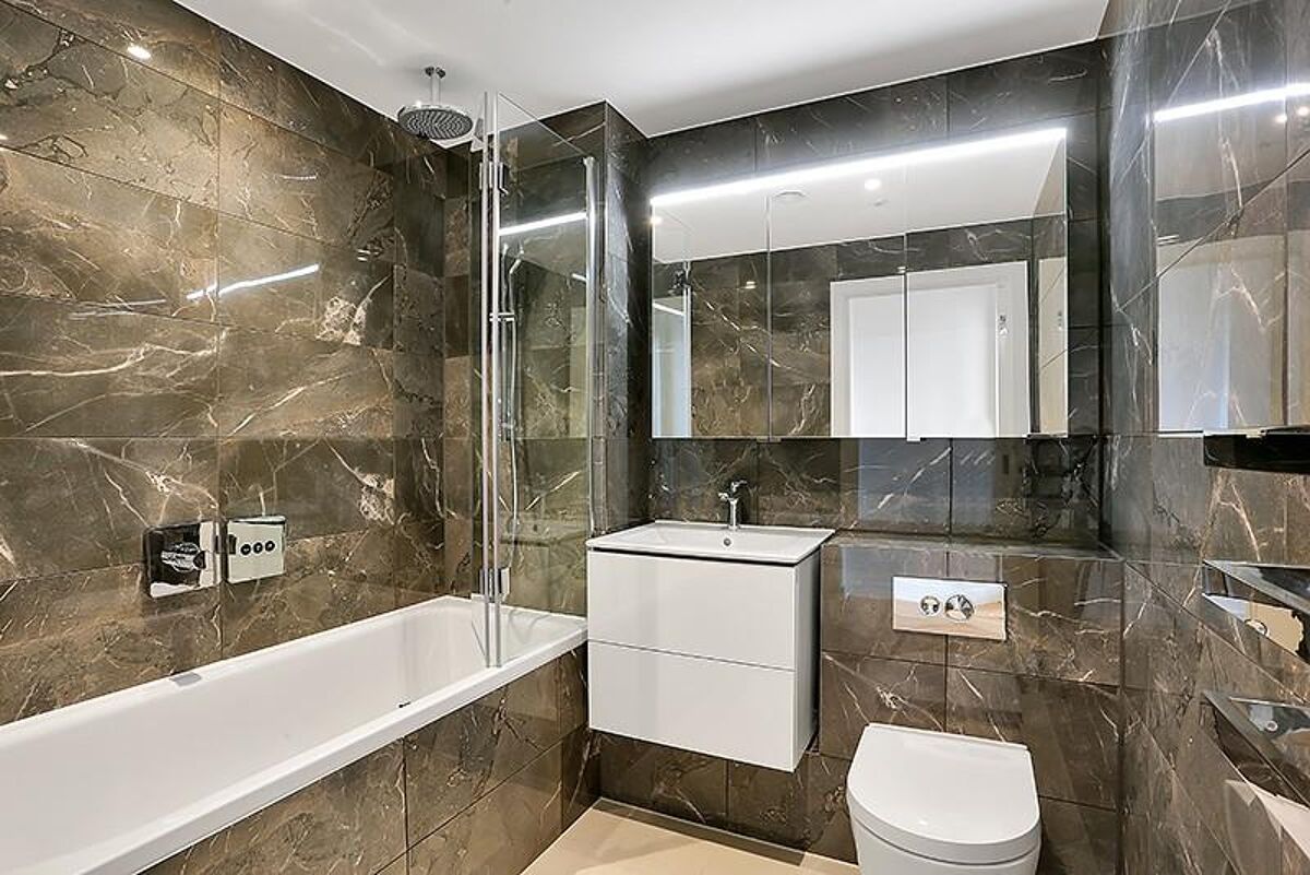 flat to rent in Palace View, Lambeth, London, SE12 SBQ012337301