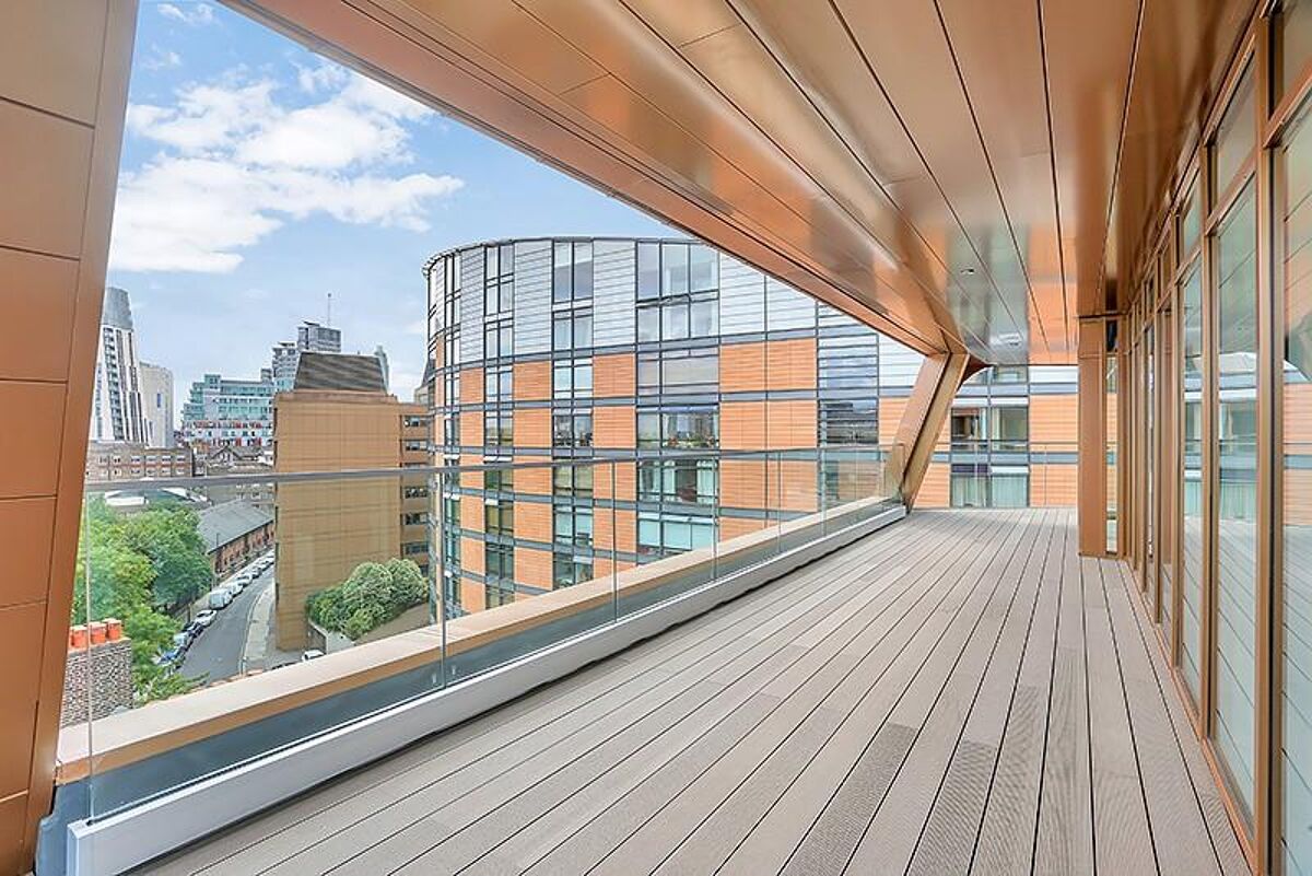 flat to rent in Palace View, Lambeth, London, SE12 SBQ012337301