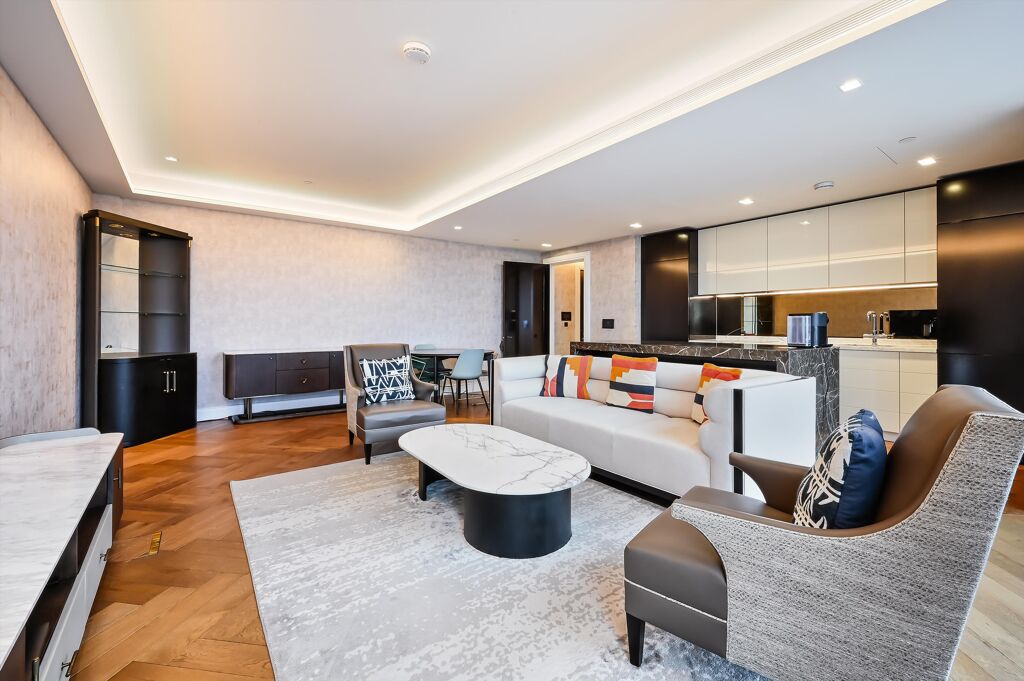 Image of Belvedere Road, London, SE1.