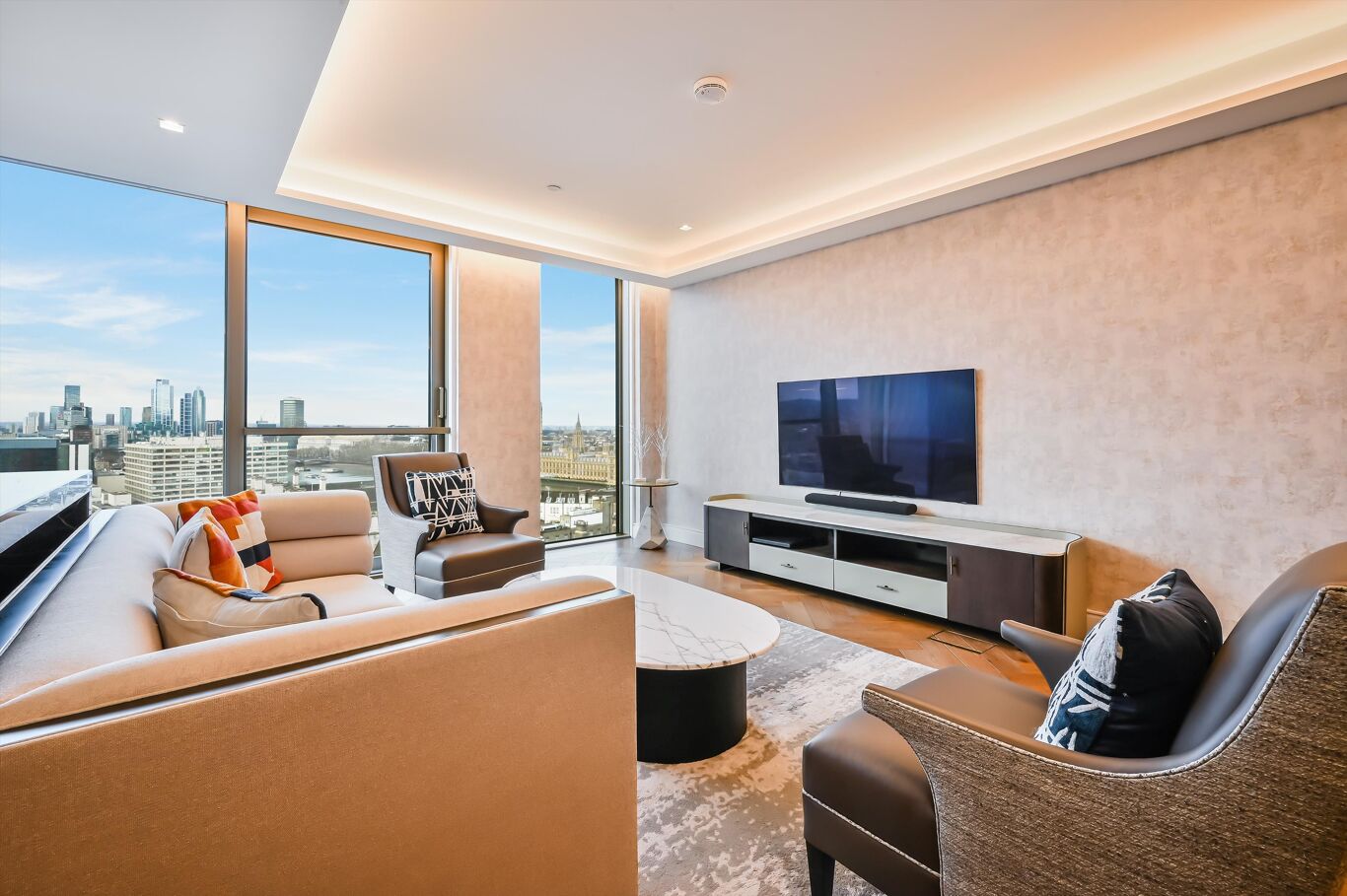 Image of Belvedere Road, London, SE1.