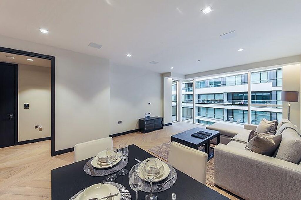 Image of Balmoral House, Earl's Way, One Tower Bridge, Tower Bridge, London, SE1