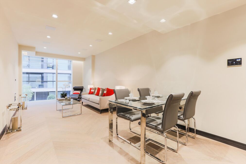 Image of Earls Way, One Tower Bridge, London, SE1.