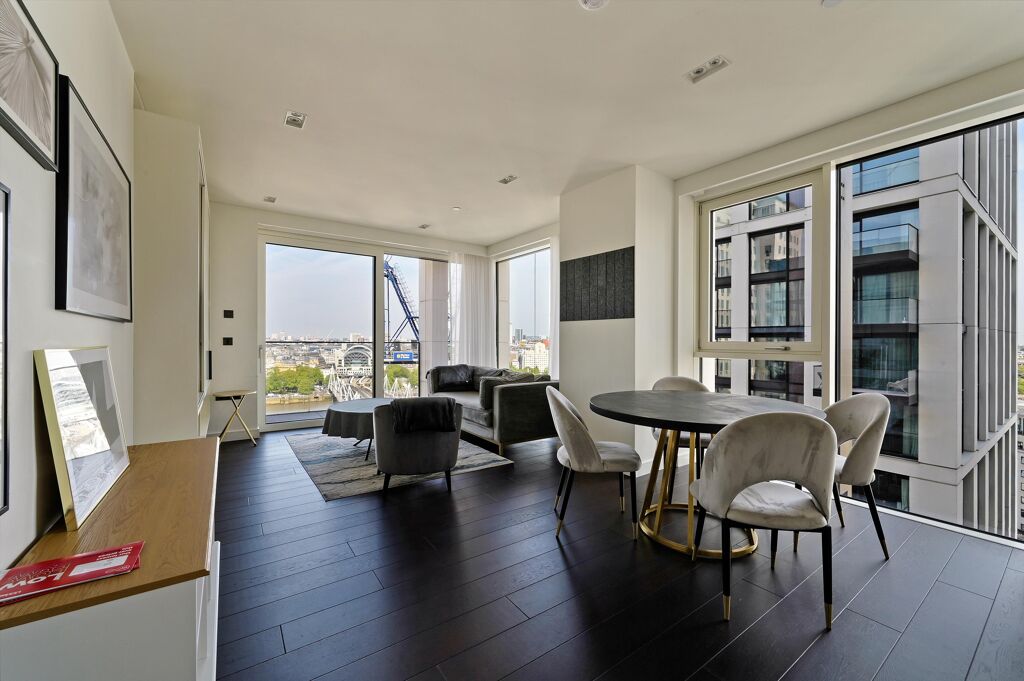 Image of Casson Square, London, SE1.