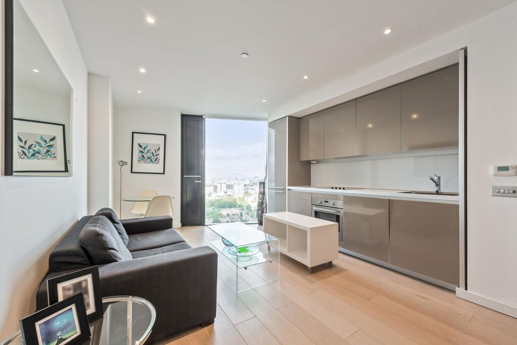 Image of Strata Building, Walworth Road, London, SE1.