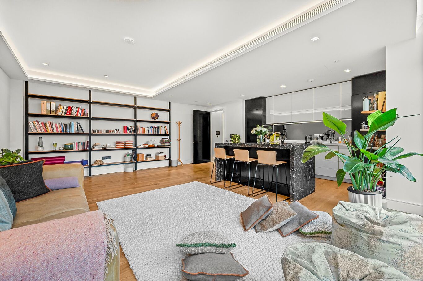 Image of Belvedere Road, London SE1