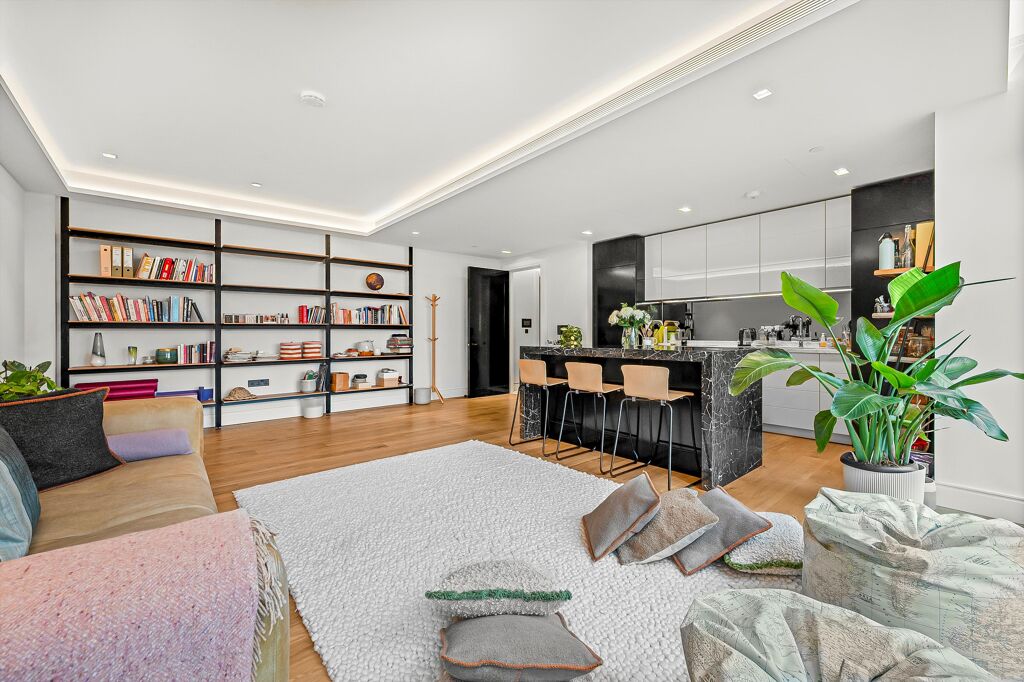 Image of Belvedere Road, London SE1
