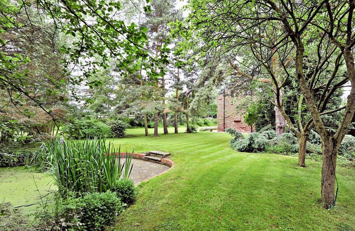 house for sale in Vesey House, Wylde Green Road, Wylde Green, Sutton