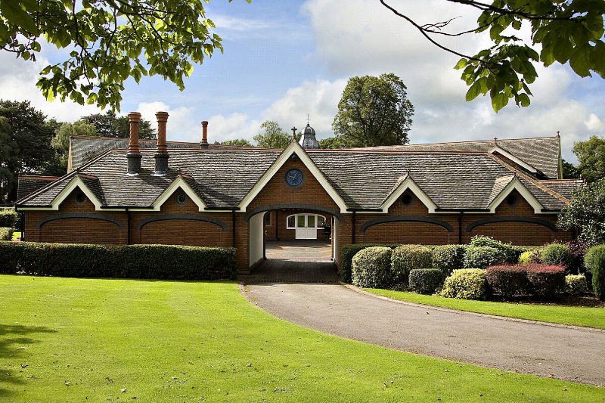 house for sale in Park Manor, Newton Solney, BurtonOnTrent