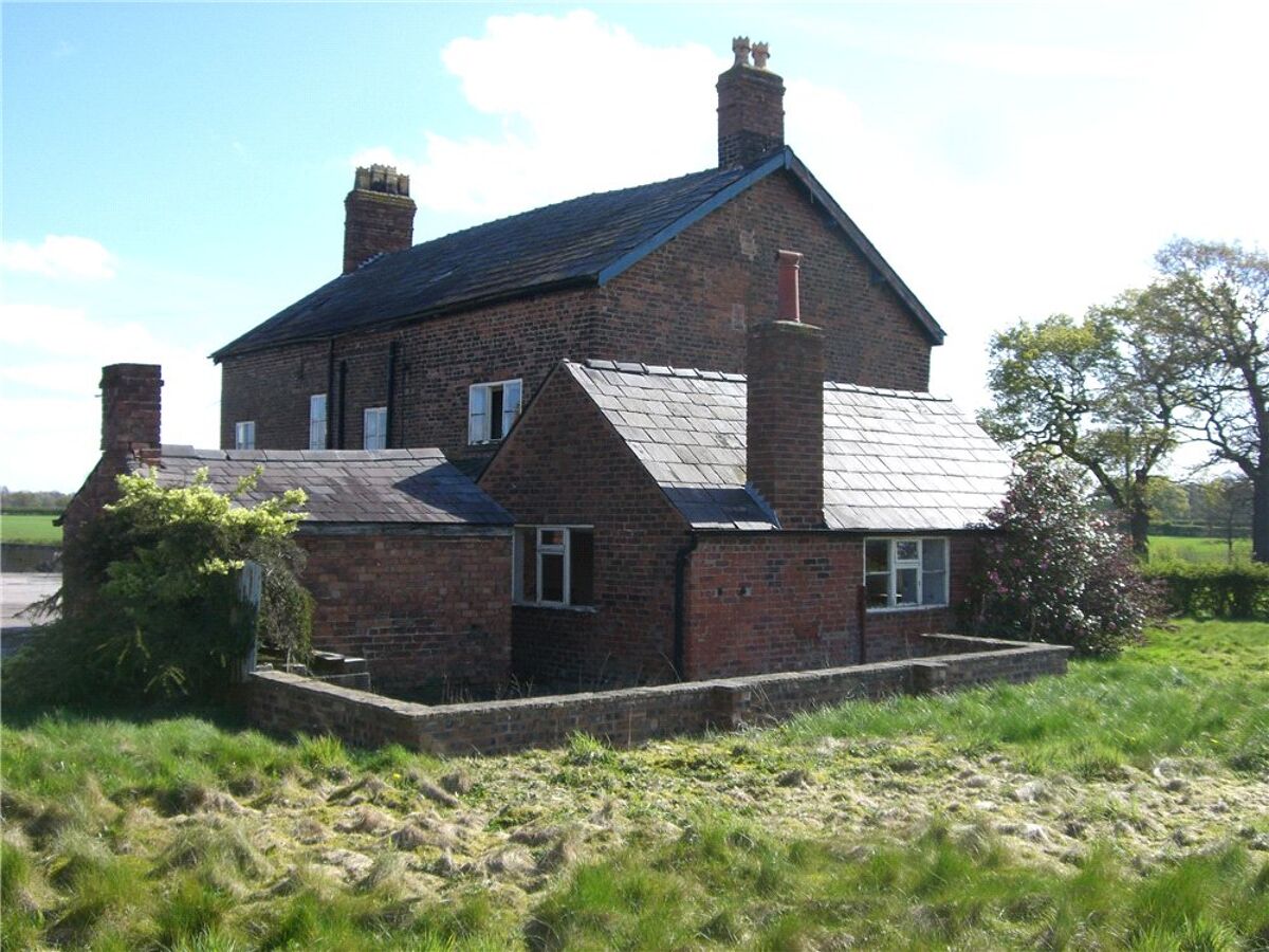 house for sale in Smoker Hill Farm, Chester Road, Plumley, Knutsford