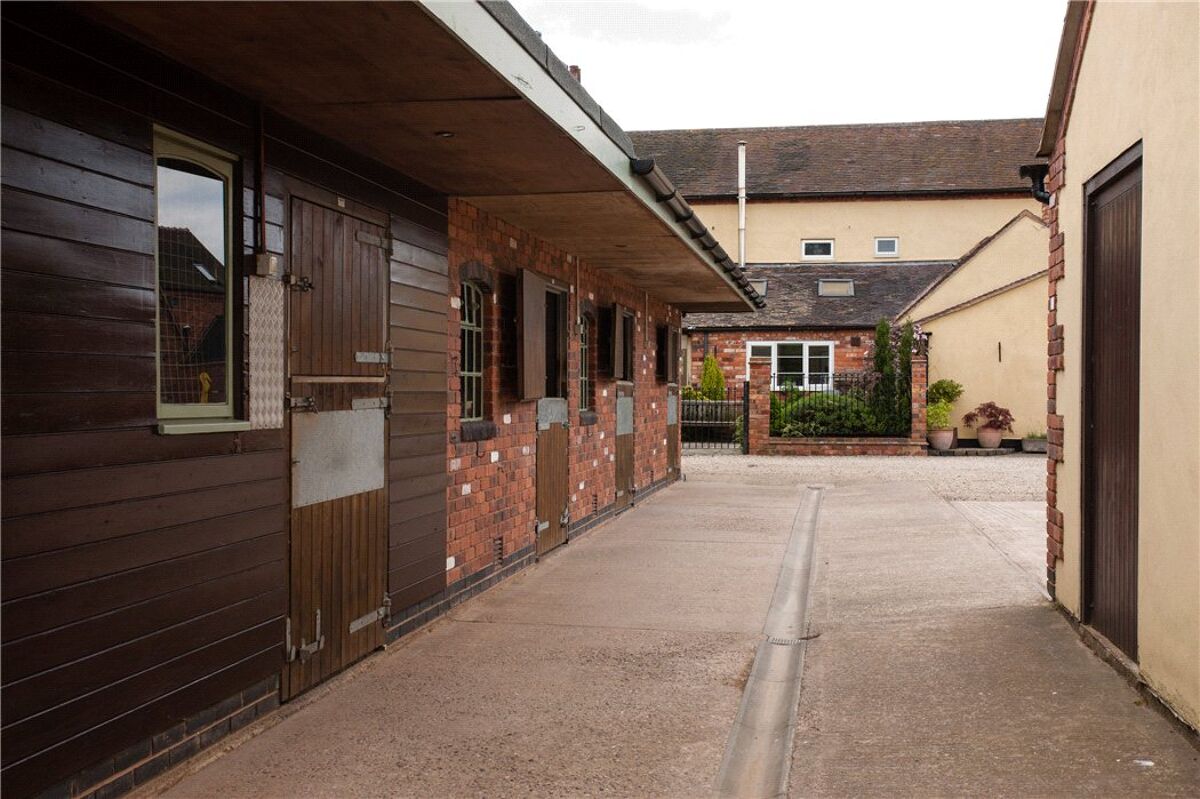 house for sale in Brook End Farm, Brook End, Hurley, Atherstone