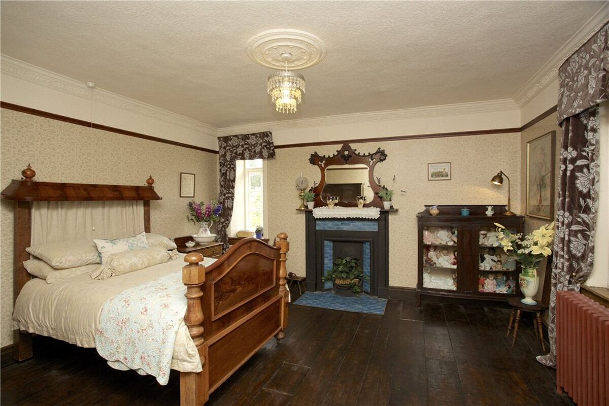 house for sale in Upfields Farm, Elford Road, Tamworth, Staffordshire