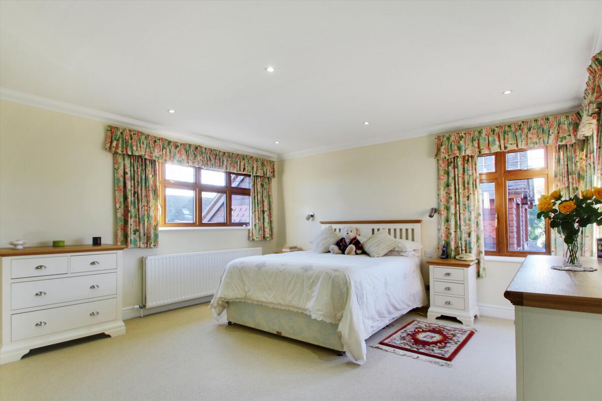 house for sale in Amsbury Road, Hunton, Maidstone, Kent, ME15