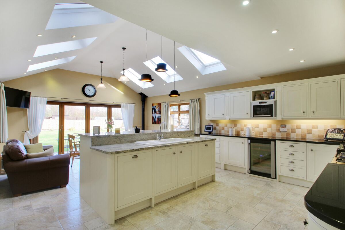 house for sale in Amsbury Road, Hunton, Maidstone, Kent, ME15