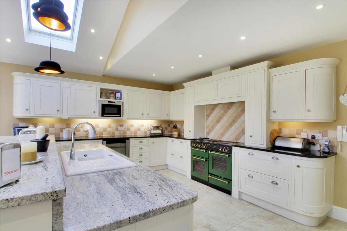 house for sale in Amsbury Road, Hunton, Maidstone, Kent, ME15