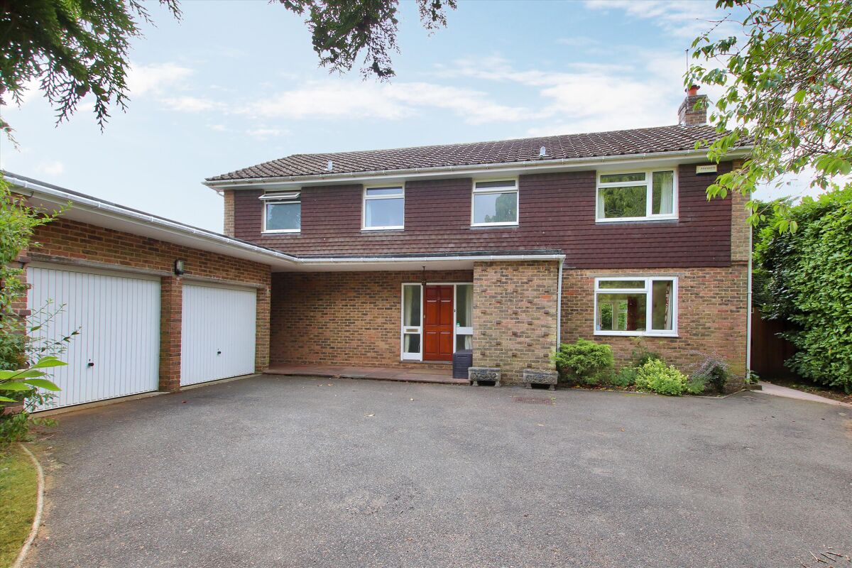 house for sale in Kippington Estate, Sevenoaks, Kent SEV012044541