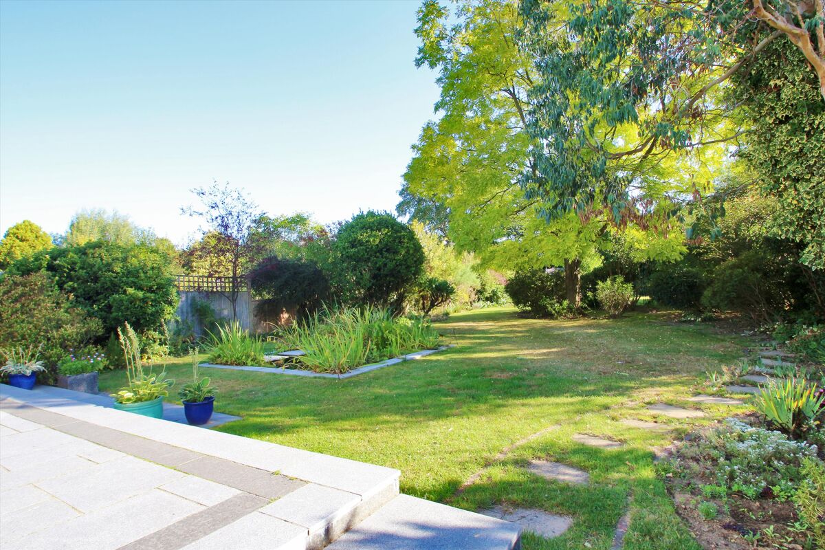 house for sale in The Ridgeway, Tonbridge, TN10 SEV012047119 Knight