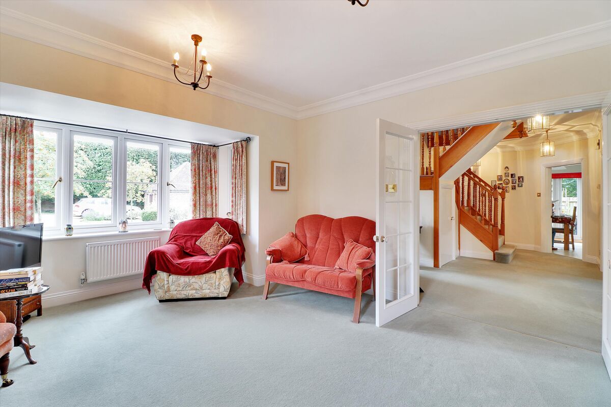 house for sale in Maidstone Road, Hadlow, Tonbridge, Kent, TN11 SEV012057177 Knight Frank