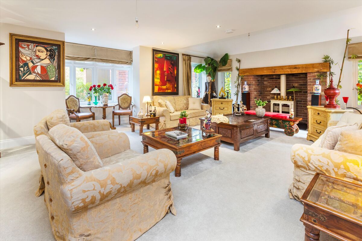 house for sale in Wildernesse Mount, Sevenoaks, Kent, TN13 SEV012082406 Knight Frank