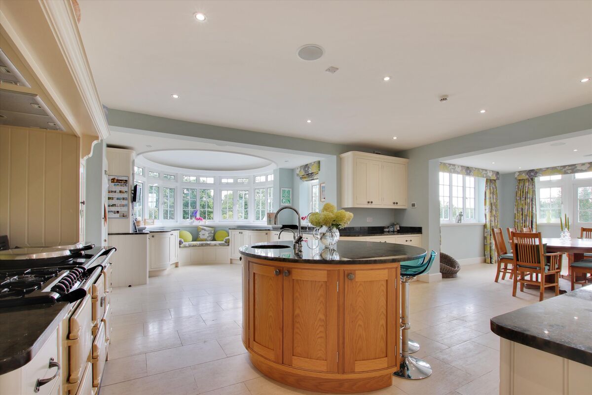 house for sale in Farley Common, Westerham, Kent, TN16 SEV012087154 Knight Frank