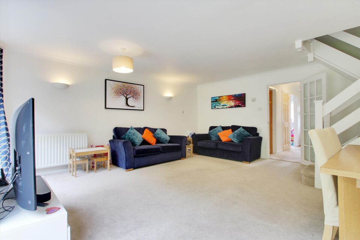 house for sale in Chesterfield Drive, Sevenoaks, Kent, TN13