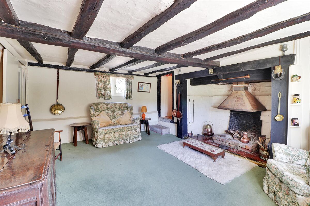 house for sale in Tower Hill, Offham, West Malling, Kent, ME19 SEV012116405 Knight Frank