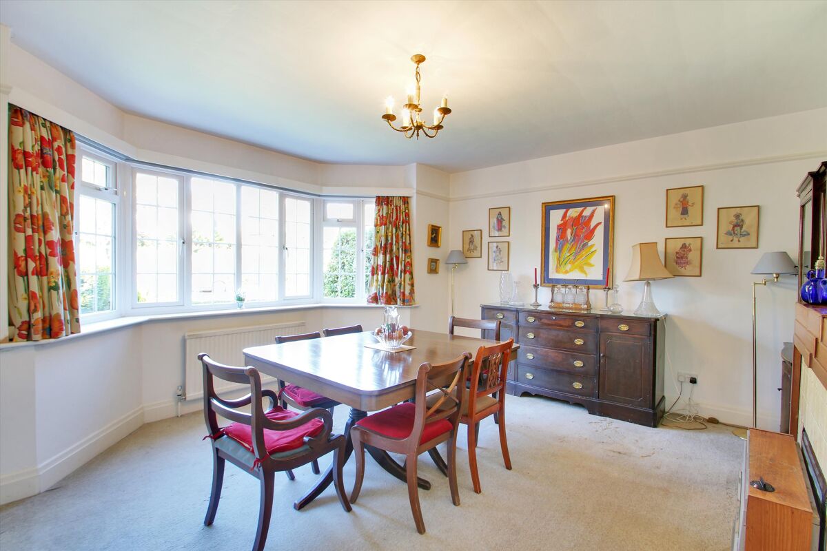 house for sale in Knole Way, Sevenoaks, Kent, TN13 SEV012118830 Knight Frank